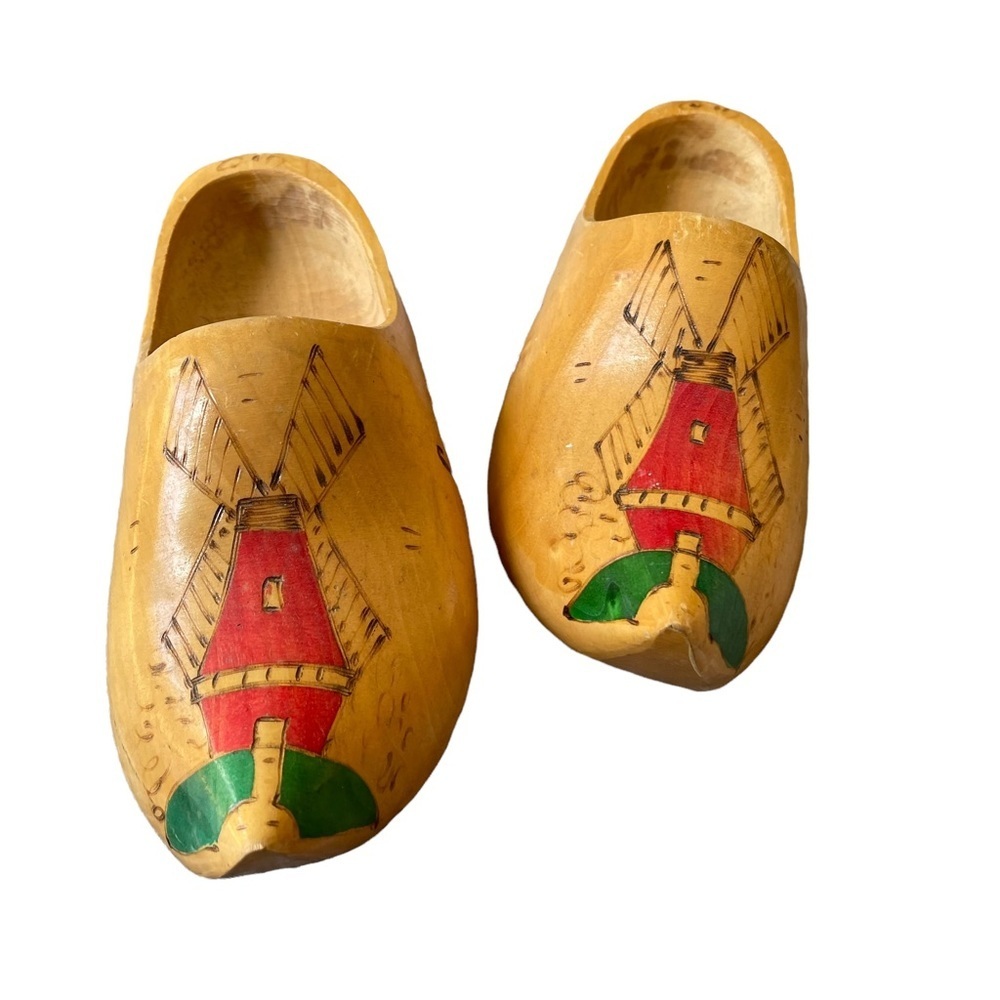 Red Windmill Holland Wooden‎ Shoes